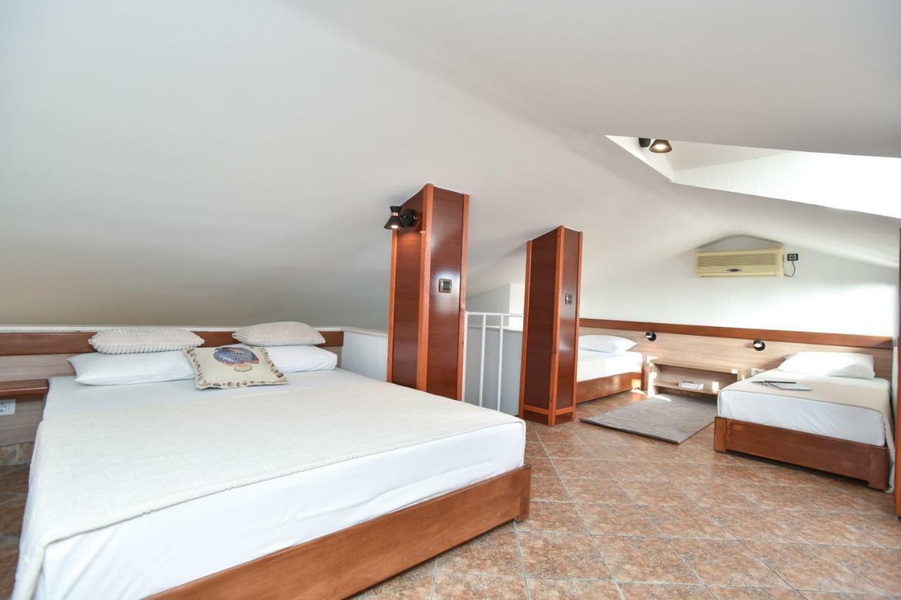 Guest House Jedro Petrovac 外观 照片