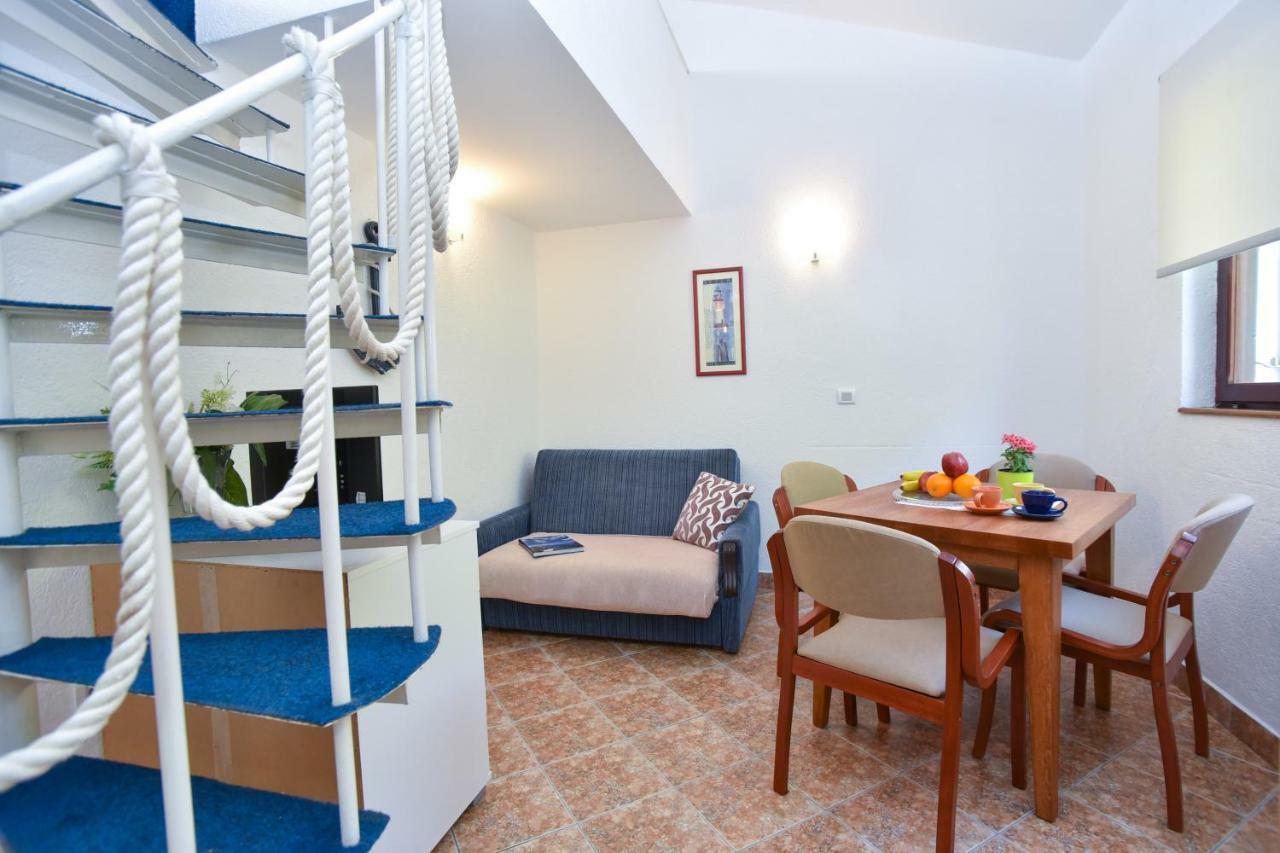 Guest House Jedro Petrovac 外观 照片